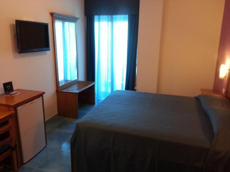 Serpa Hotel Anzio Exterior photo