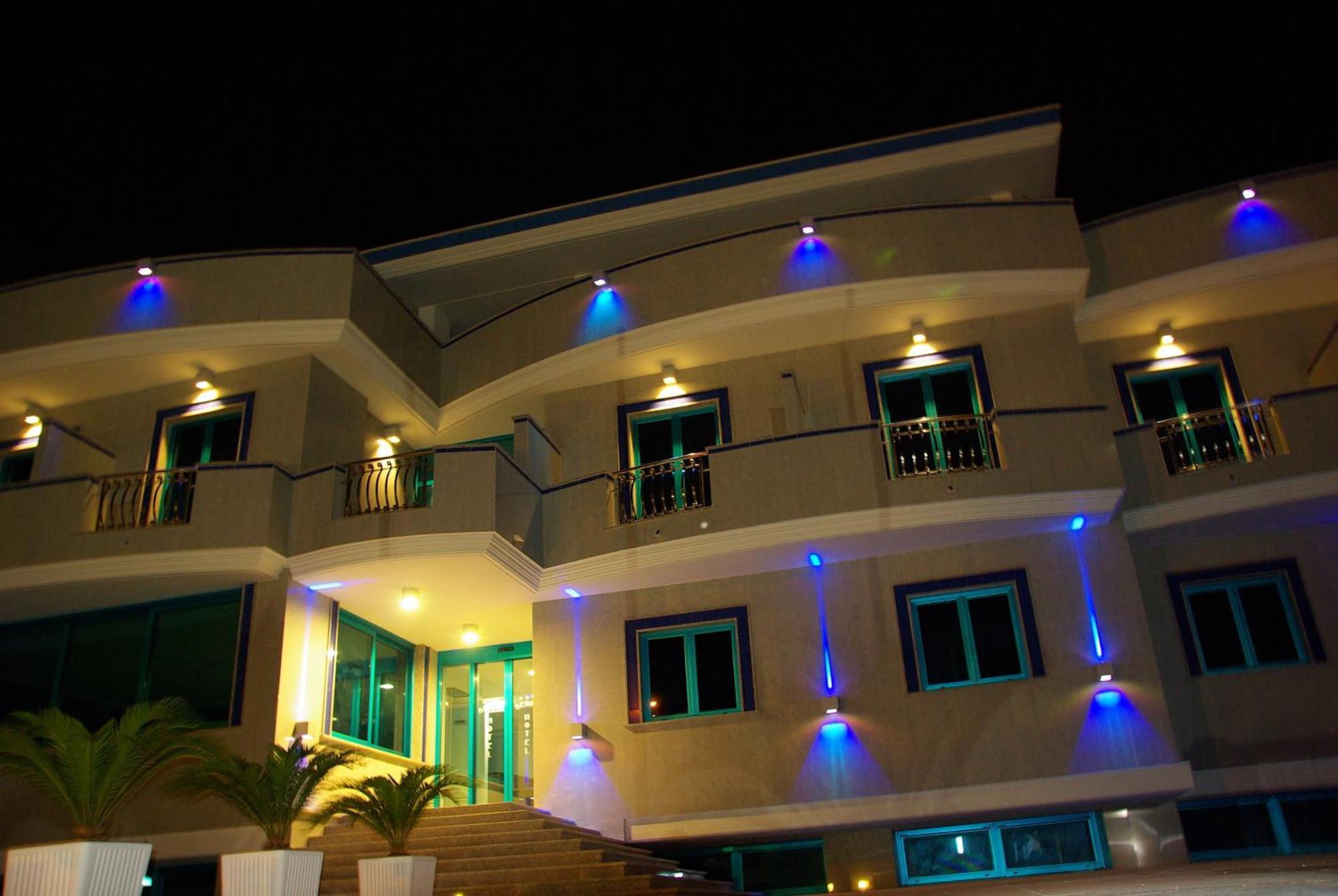 Serpa Hotel Anzio Exterior photo