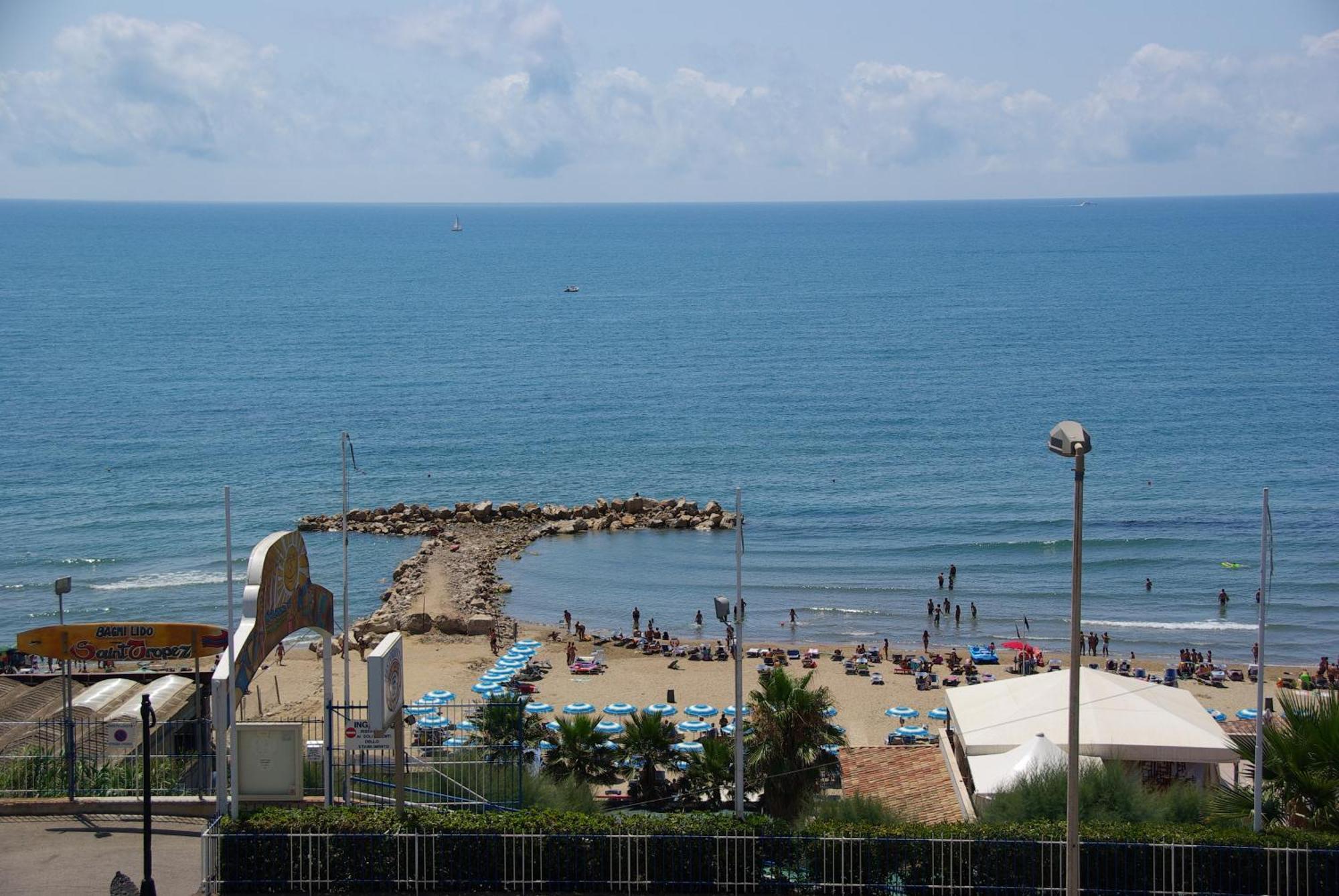 Serpa Hotel Anzio Exterior photo