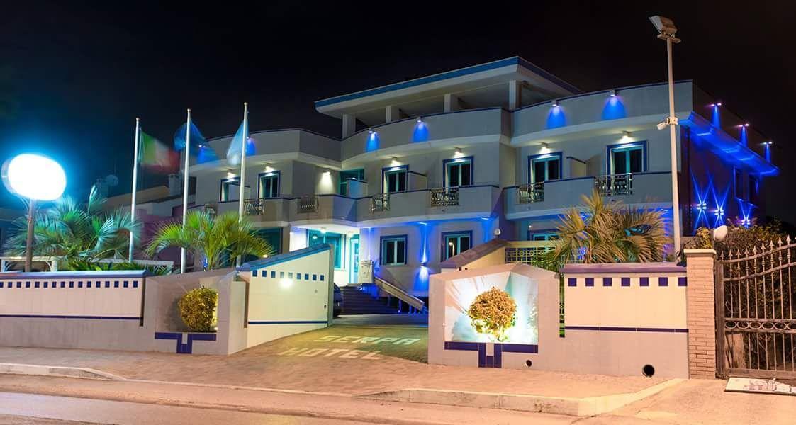 Serpa Hotel Anzio Exterior photo